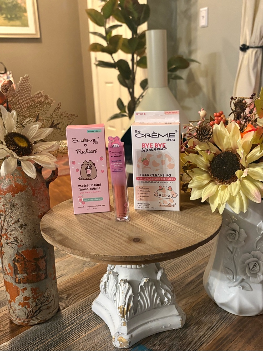 The Crème Shop Pusheen My Melody Moo Berry Strawberry Beauty Bundle